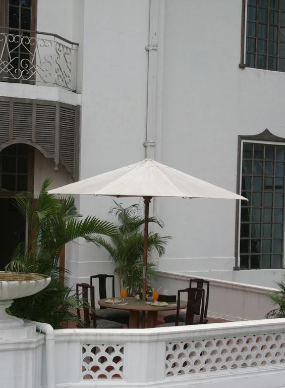 Yuzana Garden Hotel Γιανγκόν Εξωτερικό φωτογραφία