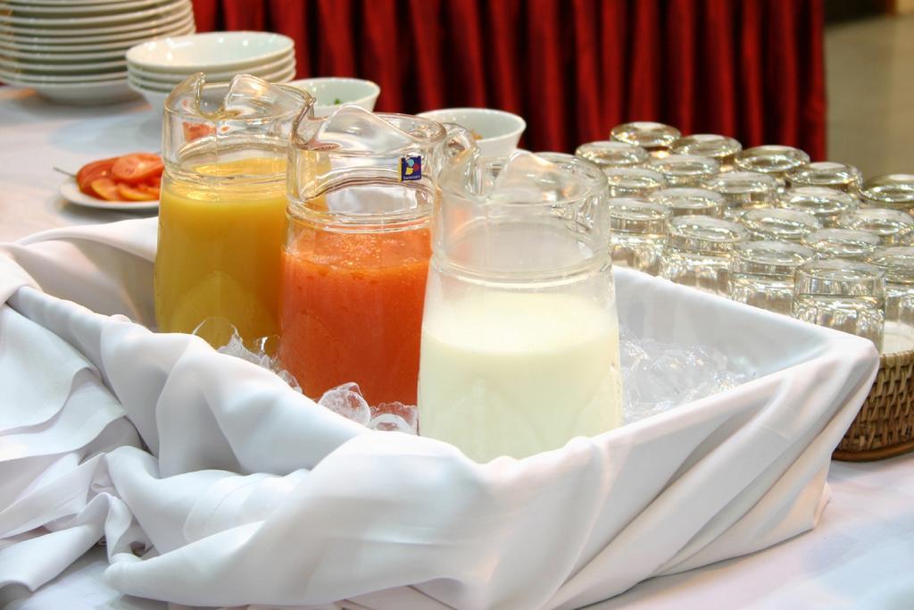 Yuzana Garden Hotel Γιανγκόν Εξωτερικό φωτογραφία